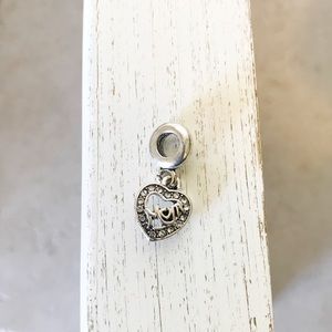 Mom heart charm white